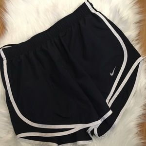 EUC Nike shorts size XL